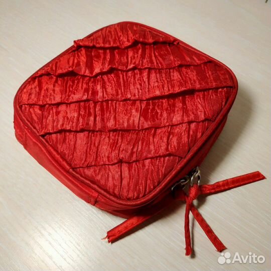 Косметичка Oriflame