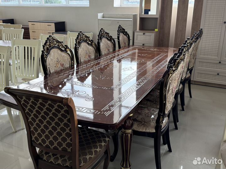 Стол с фабрики