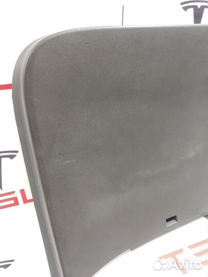 Обшивка крышки багажника Tesla Model X 2016