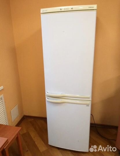 Холодильник samsung