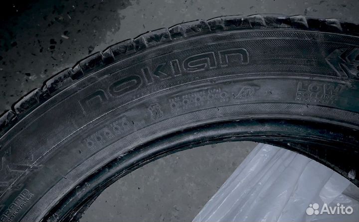 Nokian Tyres Hakkapeliitta 8 SUV 235/55 R20