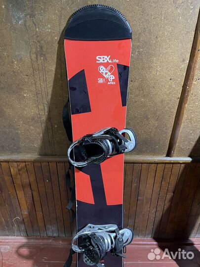 Сноуборд спортивный