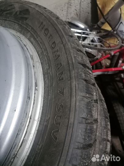 Nordman 7 215/60 R17