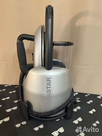 Парогенератор Laurastar Lift Plus EU Platinum