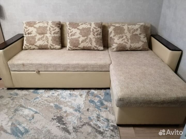 Угловой диван бу
