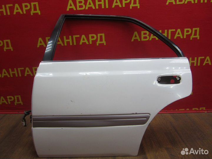 Дверь задняя левая Toyota Corona Premio T210 1997