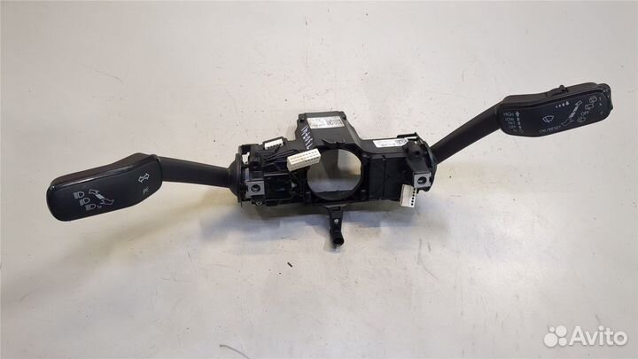 Переключатель поворотов и дворников Skoda Octavia