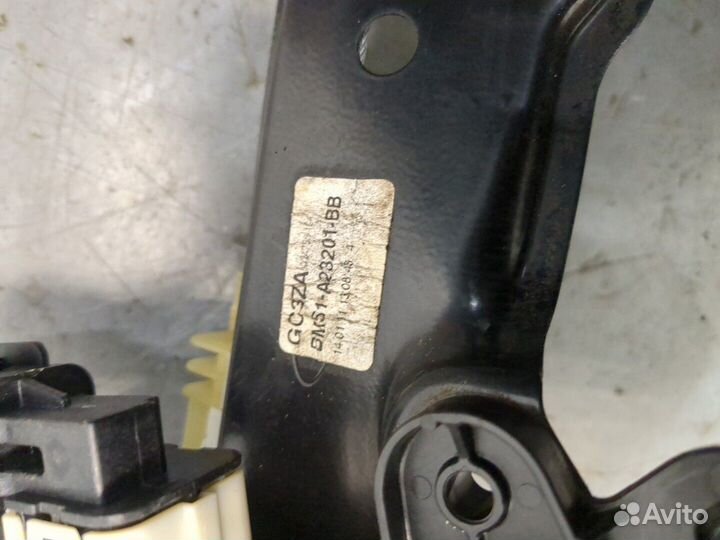 Стеклоподъемник электрический левый передний Ford Focus 3