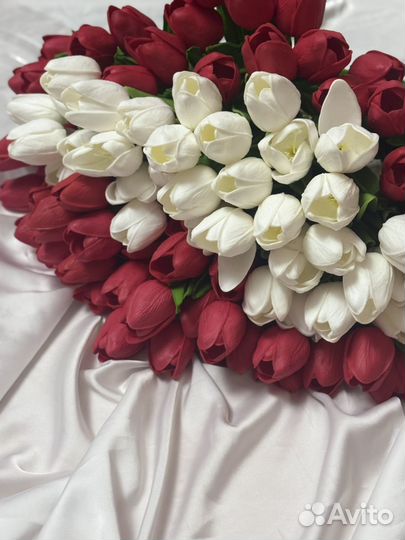 Ваза с цветами