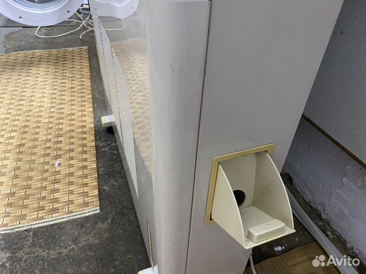 Вентилятор напольный с увлажнением