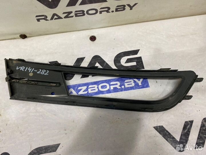 Volkswagen Passat B82015 3G0854661VR142-282