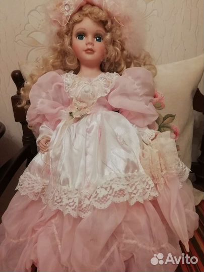 Кукла фарфоровая антикварная