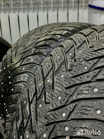 Nokian Tyres Hakkapeliitta 8 225/45 R18 и 255/40 R18 95T