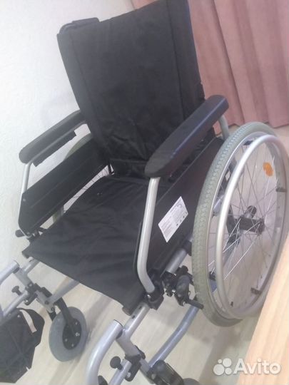 Инвалидная коляска новая