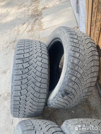 Michelin X-Ice North XIN2 215/55 R16
