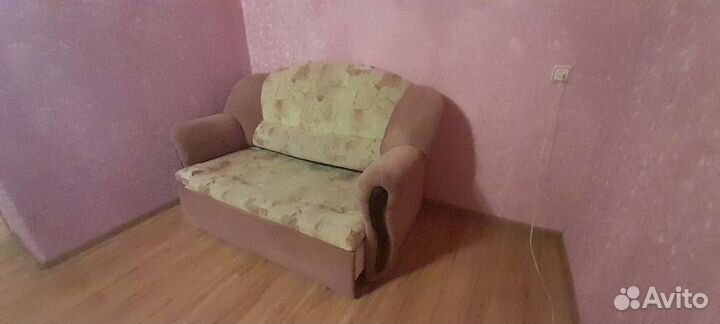 Диван бу, разм 1,31,9 м, самовывоз