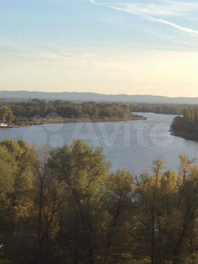 3-к. квартира, 93 м², 12/12 эт.