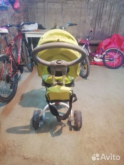 Детский трехколесный велосипед