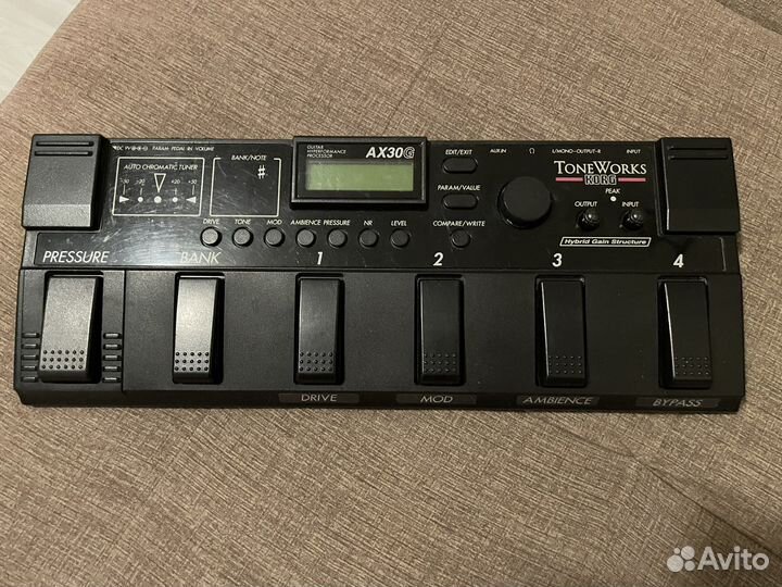 Гитарный процессор эффектов Korg AX30G