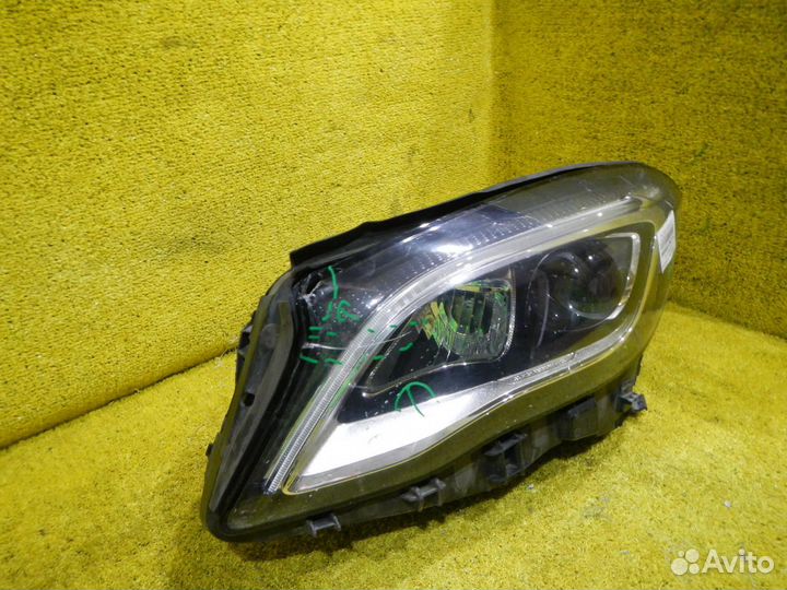 Фара левая Mercedes-Benz GLA-Class
