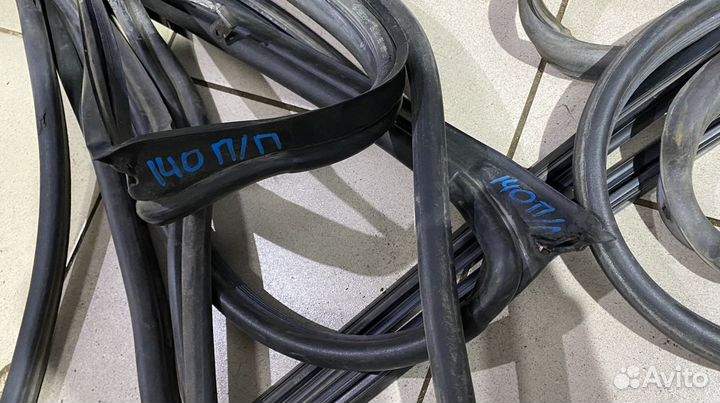 Уплотнители дверей Mercedes W140 S500