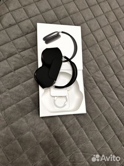 AirPods Max Space Gray with Black Headband