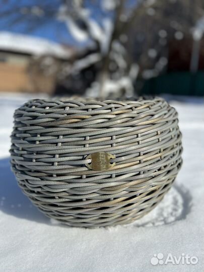 Кашпо из ротанга
