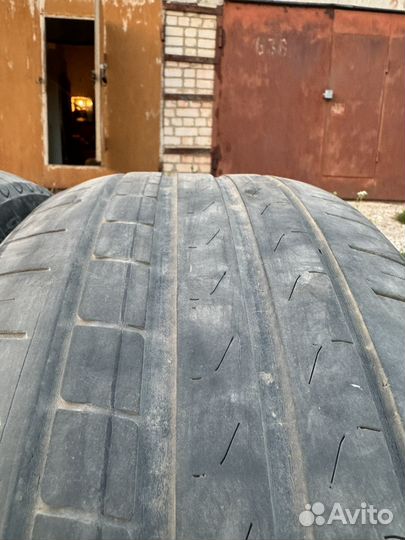 Pirelli Cinturato P7 235/45 R18