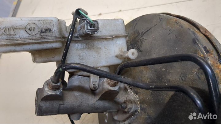 Цилиндр тормозной главный Nissan Note E11, 2007