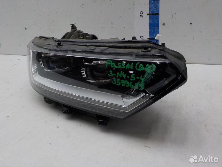 Фара правая Volkswagen Passat