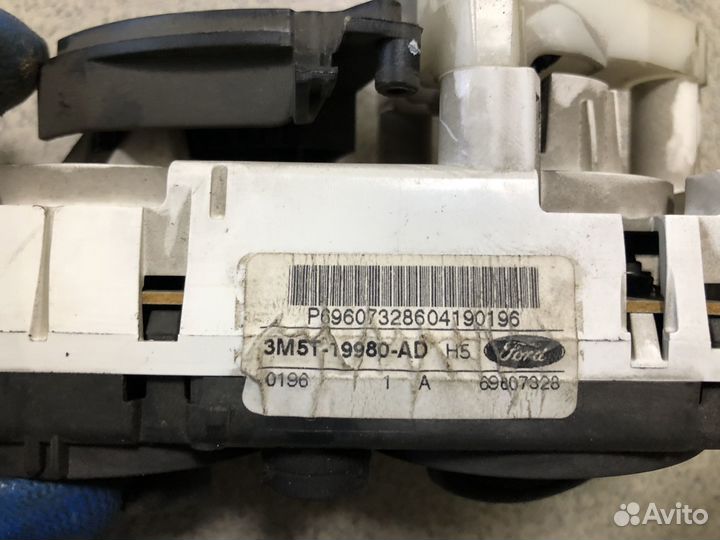 Блок управления печкой Ford Focus 2