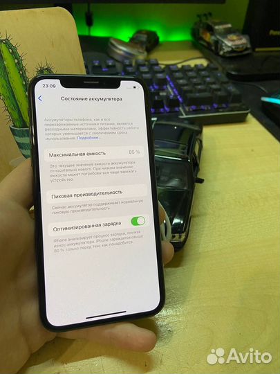 iPhone X, 64 ГБ