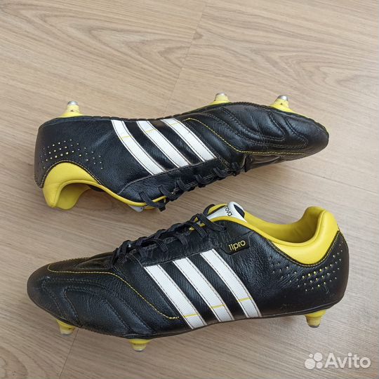 Мужские бутсы Adidas 11Nova