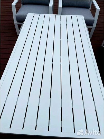 Уличная мебель с подушками