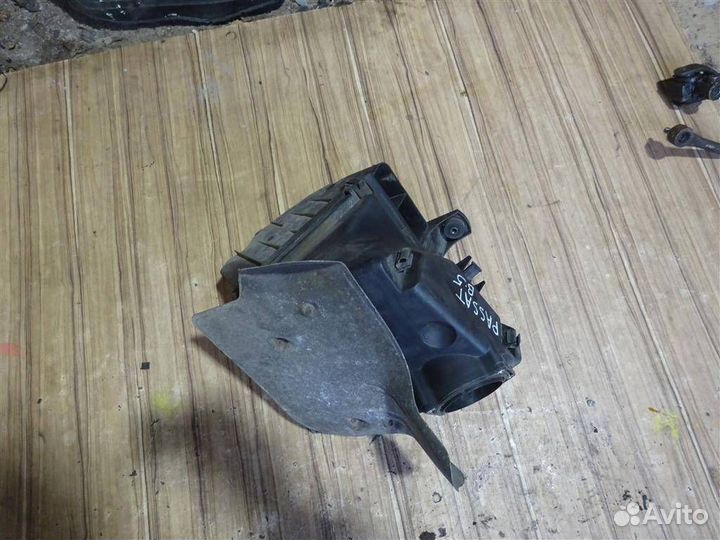 Корпус воздушного фильтра Volkswagen Passat B5