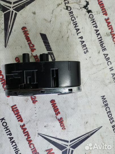 Кнопка стеклоподъемника w211 Mercedes