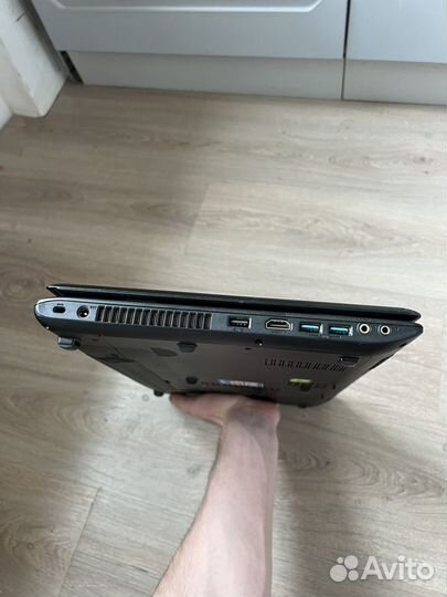 MSI I5 4200H GTX 850 2GB 8GB озу 120SSD 750GB HDD