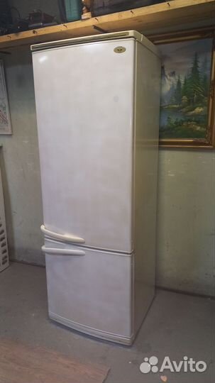 Холодильник двухкамерный Атлант Россия