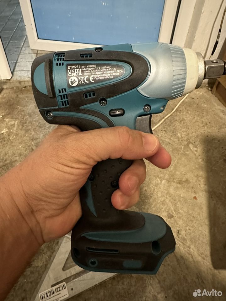 Makita макита гайковерт dtw251z