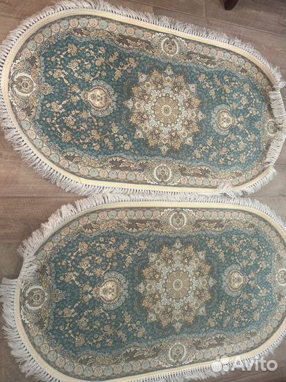 Ковер прикроватный