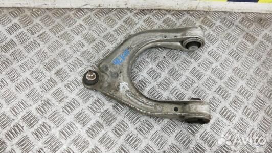 Рычаг передний верхний правый mercedes benz CLS C2