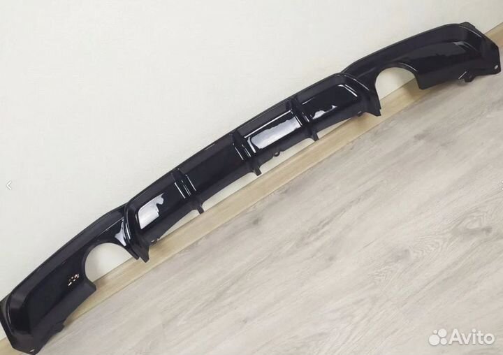 Диффузор BMW F30 одиночный выхлоп