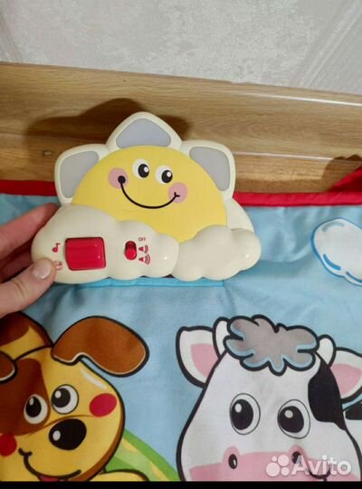 Музыкальный коврик chicco