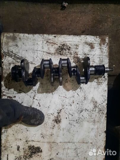 Коленвал D4DB,D4DD