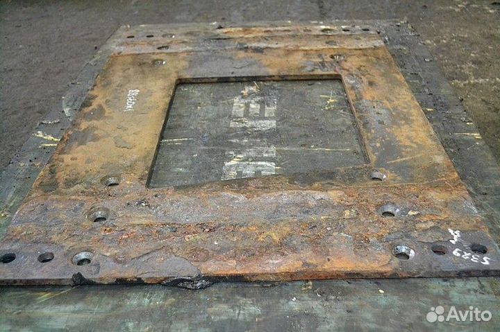 Пластина под сцепное устройство (седло) scania R-S