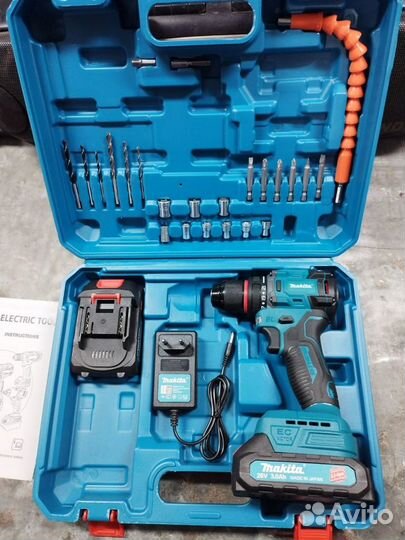 Шуруповёрт бесщеточный Makita 26V