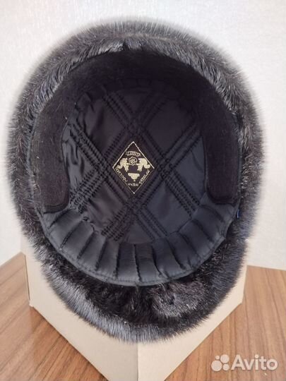 Шапка норковая мужская с козырьком