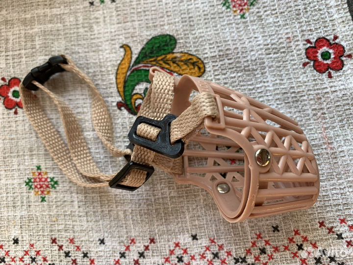 Регулируемый намордник для маленькой собаки