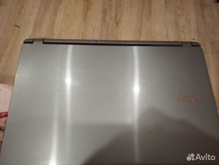 Acer aspire v5 572G