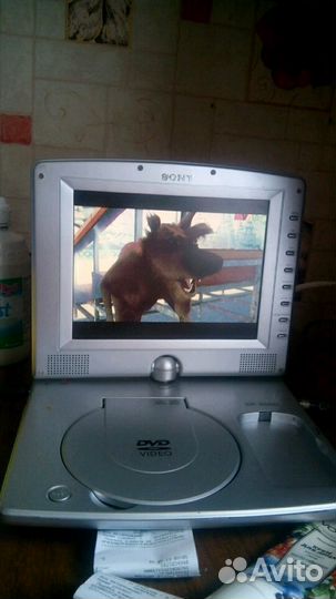 Sony dvd с тв тюнером 9 дюймой